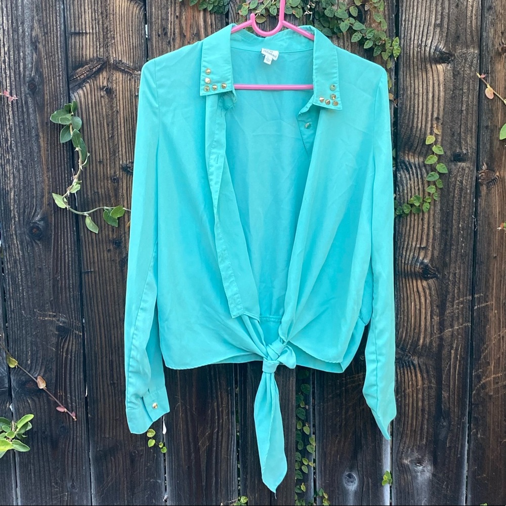 Turquoise top